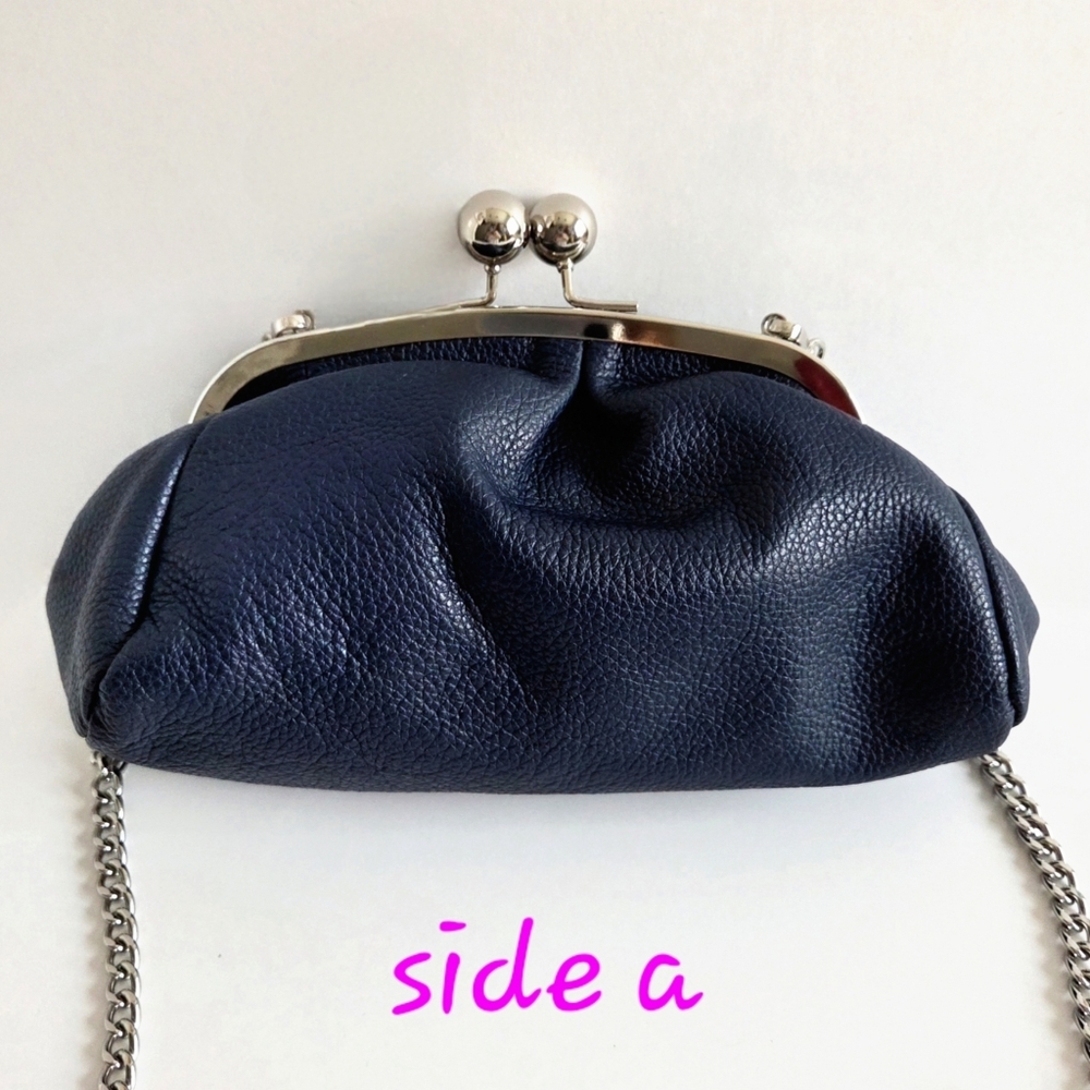 Italian Leather Navy Kisslock Clutch With Removable Silver Crossbody Chain, New - Picture 4 of 16